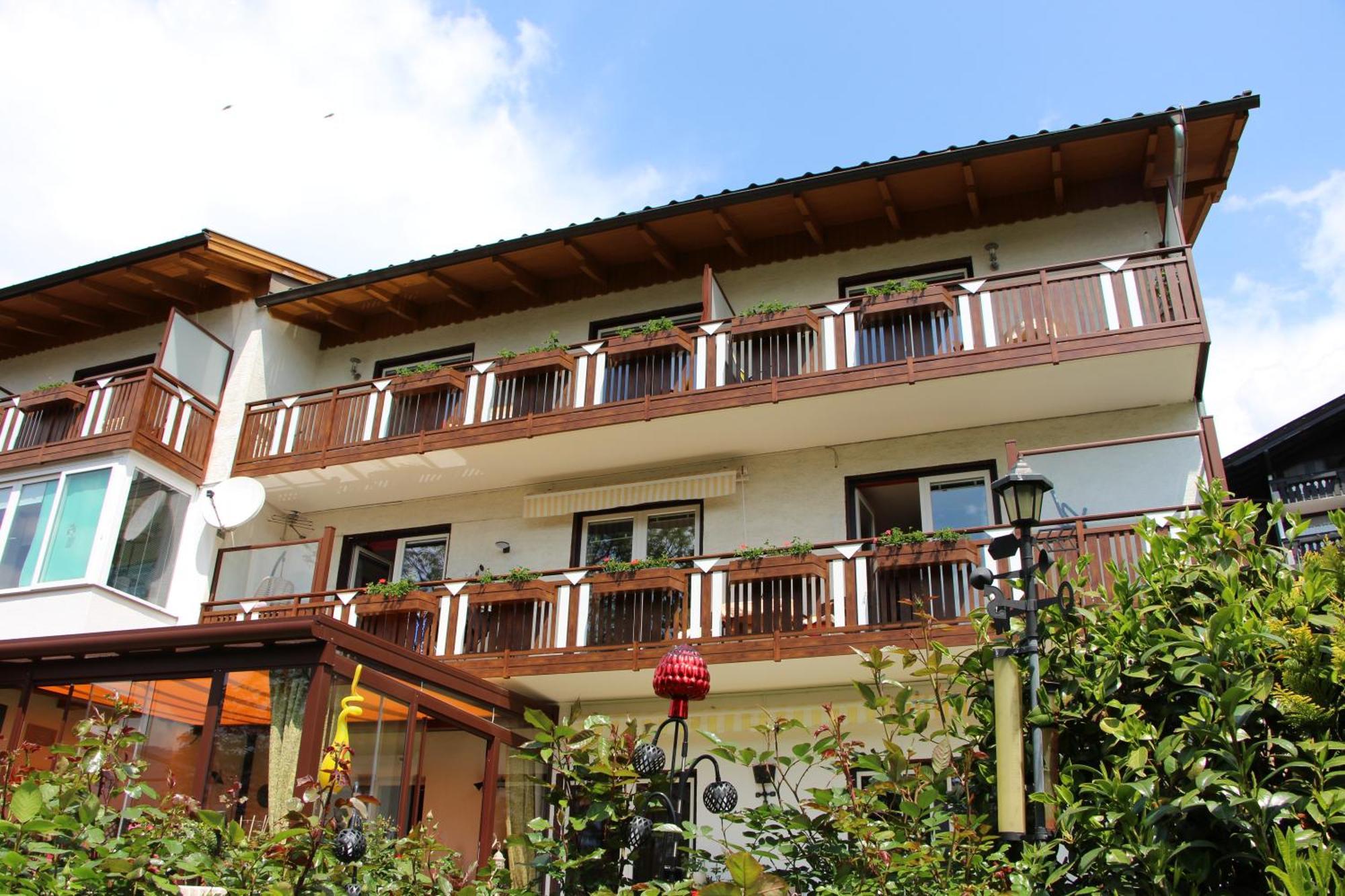 Haus Riedl Hotell Seeboden Exteriör bild