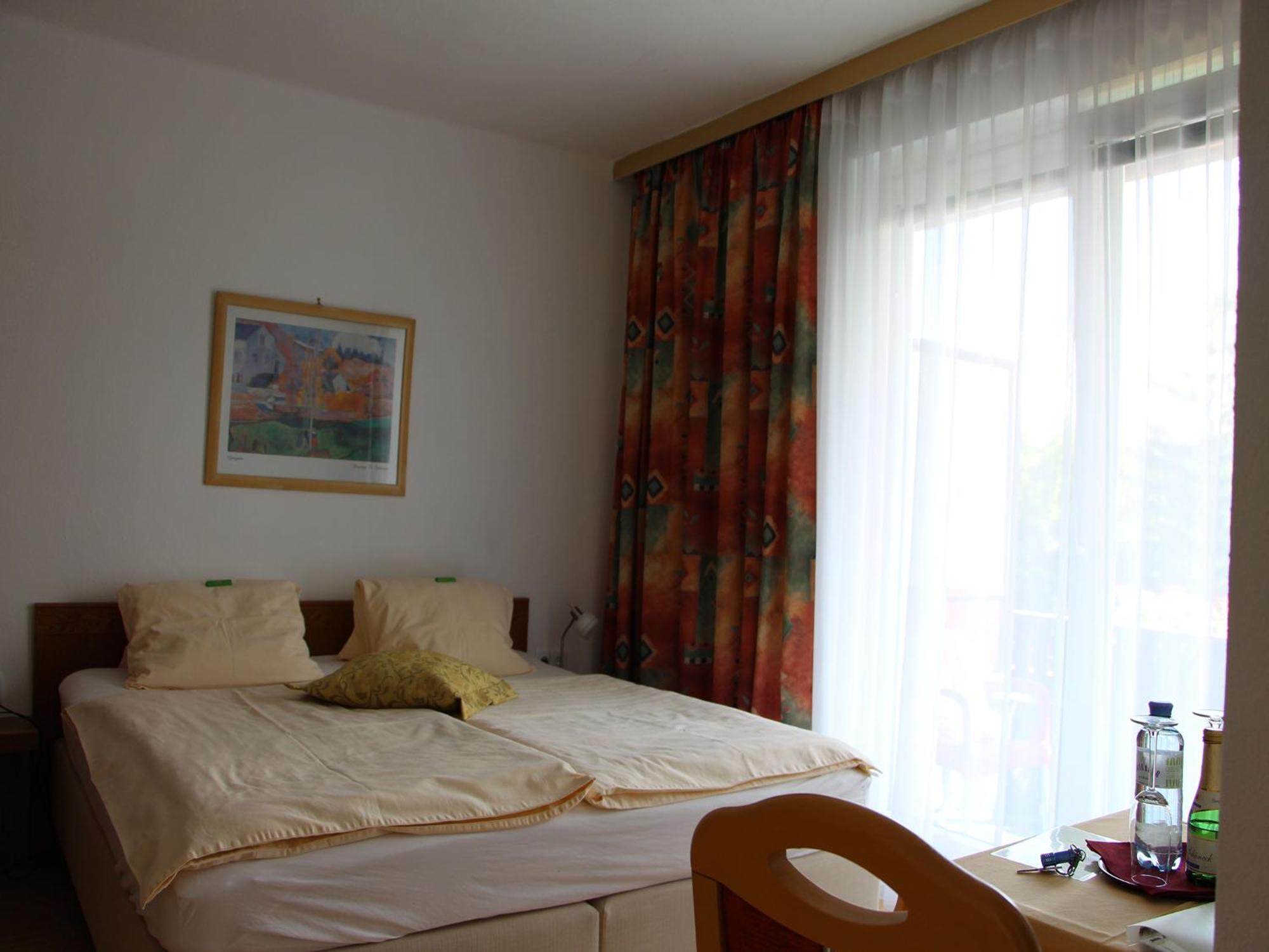 Haus Riedl Hotell Seeboden Rum bild